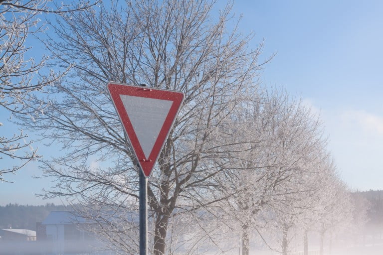 traffic-sign-622982_1920