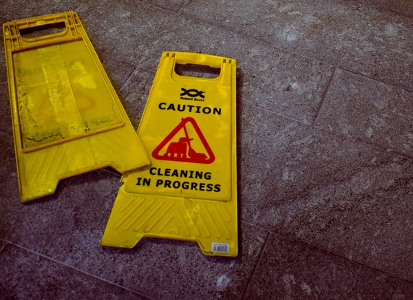 Caution Signs in Slip and Fall Accident