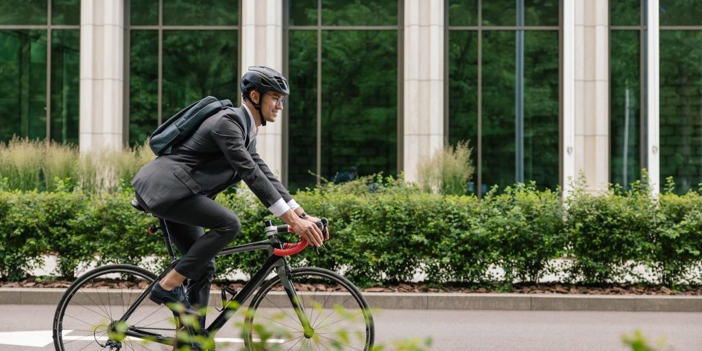 As city streets become busier, cyclists face heightened risks.