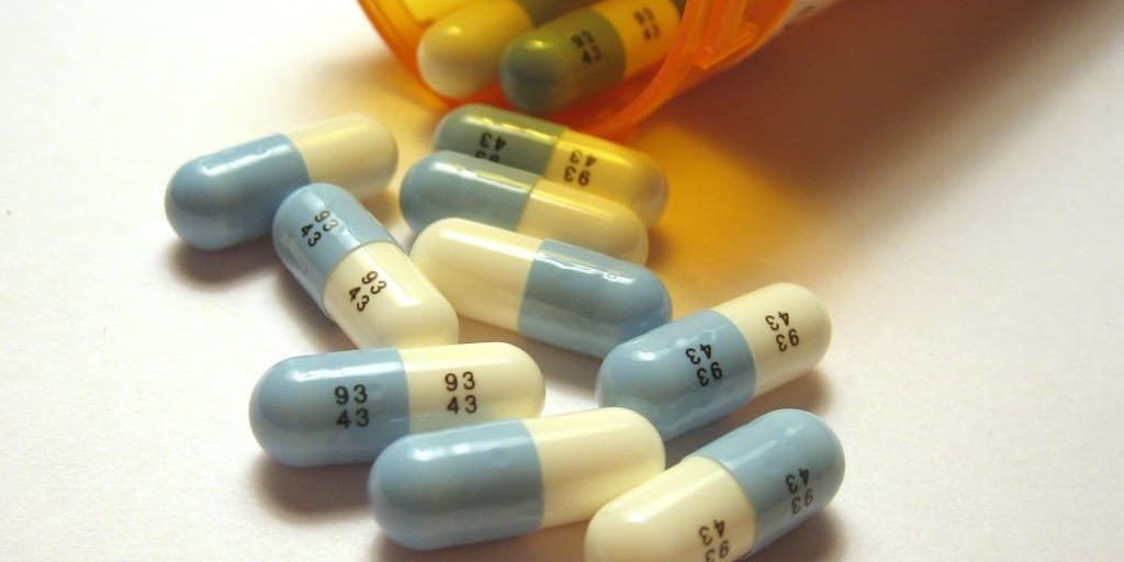 Prozac_pills_cropped
