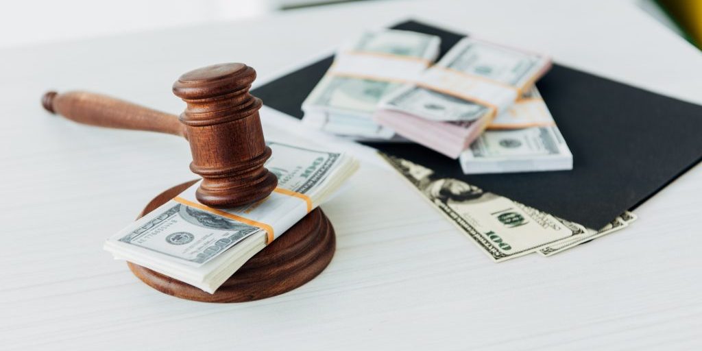 A common question that arises is, "How do lawyers determine the value of a personal injury settlement?"