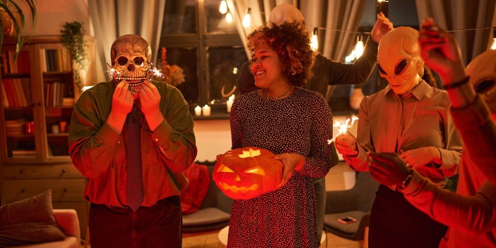 Here’s your ultimate guide to navigating through this Halloween safely and enjoyably.