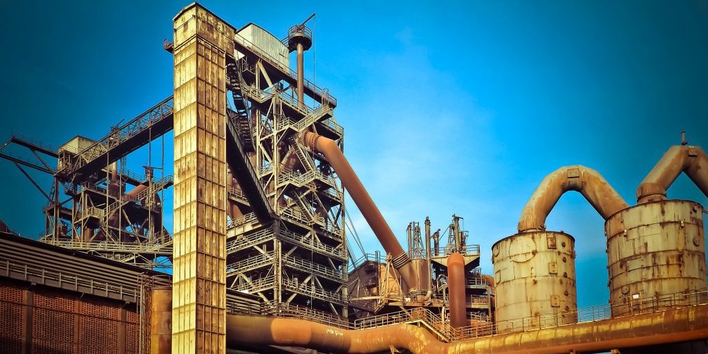 Four workers killed in Illinois plant explosion