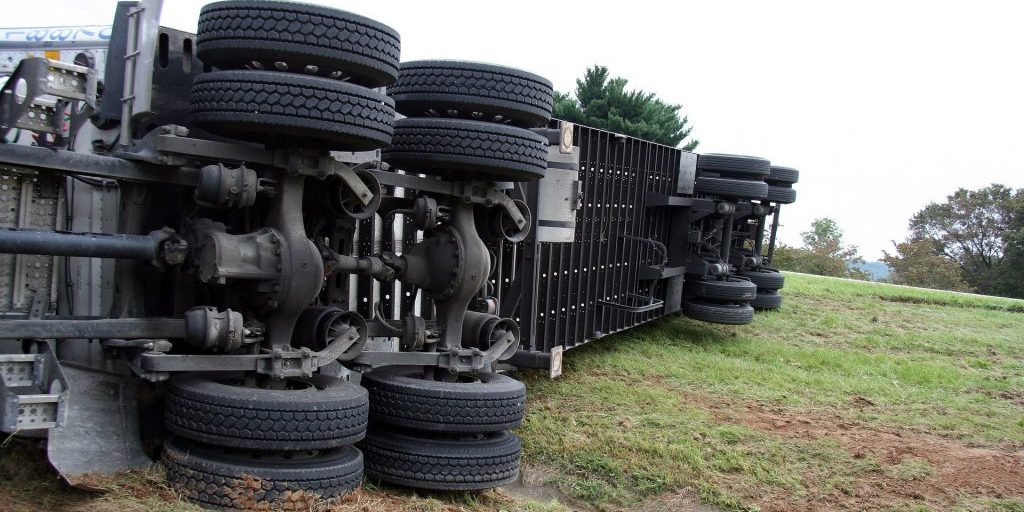 Illinois man suffers life-threatening injuries in truck accident on I-64